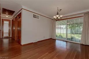 31435 Bayridge Blvd, Willowick, OH 44095 - Photo 6