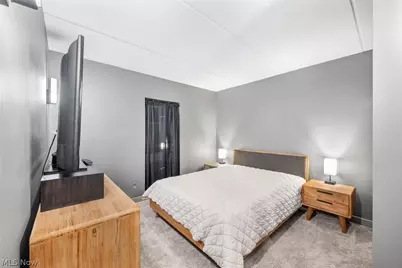 711 W Lakeshore Drive #203, Port Clinton, OH 43452 - Photo 8