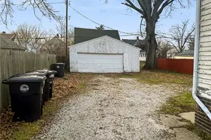 1382 E 188th St, Loveland, OH 44110 - Photo 32