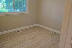 2004 Byron Dr, Brunswick, OH 44212 - Photo 6