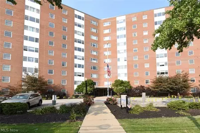 11850 Edgewater Drive #619, Oakwood, OH 44107 - Photo 1
