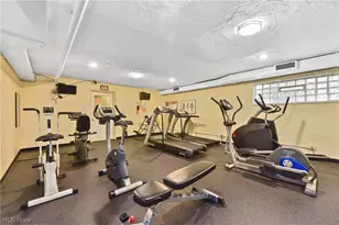 11850 Edgewater Dr, Oakwood, OH 44107 - Photo 20