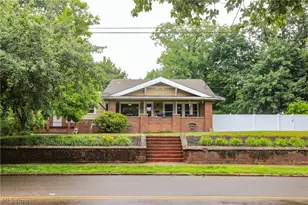1104 N Howard St, Akron, OH 44310 - Photo 2