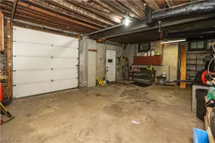 1104 N Howard St, Akron, OH 44310 - Photo 38