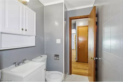 13120 Crennell Avenue, Loveland, OH 44105 - Photo 18