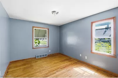 13120 Crennell Avenue, Loveland, OH 44105 - Photo 14