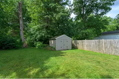746 E Highland Avenue, Ravenna, OH 44266 - Photo 10