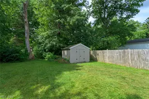 746 E Highland Ave, Ravenna, OH 44266 - Photo 10