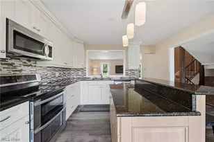 824 S Chillicothe Rd, Aurora, OH 44202 - Photo 4