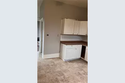 105 N Philadelphia Street, Freeport, OH 43973 - Photo 8