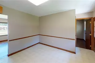 3960 Marie Dr, Brunswick, OH 44212 - Photo 8