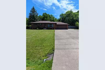 3960 Marie Drive, Brunswick, OH 44212 - Photo 2