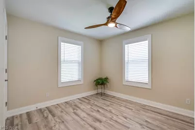 301 Avis Avenue NW, Massillon, OH 44646 - Photo 16