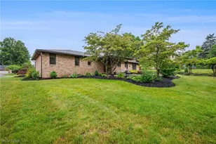 2411 Sucrose Dr, Green, OH 44312 - Photo 34