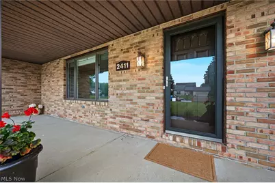 2411 Sucrose Drive, Green, OH 44312 - Photo 2