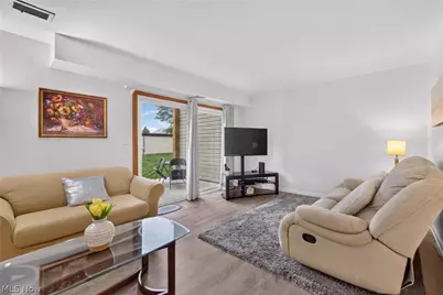 6260 Greenwood Parkway #202, Northfield, OH 44067 - Photo 6