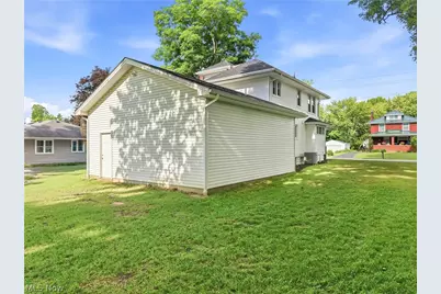 547 S Main Street, Hubbard, OH 44425 - Photo 32