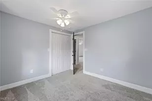 547 S Main St, Hubbard, OH 44425 - Photo 28