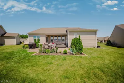 34633 N Legends Way, Grafton, OH 44044 - Photo 4