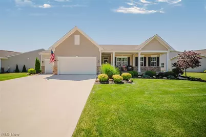 34633 N Legends Way, Grafton, OH 44044 - Photo 2