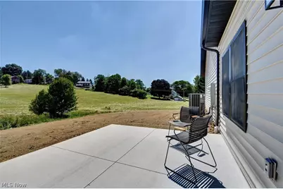 821 SW Miller Avenue, Sugarcreek, OH 44681 - Photo 26