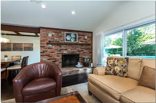 2677 Rocklyn Rd, Huber Heights, OH 44122 - Photo 8