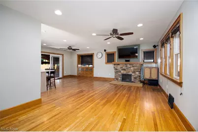 342 E Catawba Avenue, Akron, OH 44301 - Photo 14