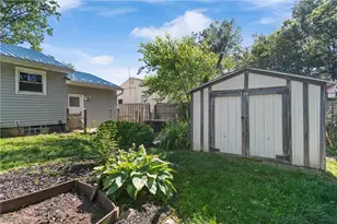 209 Grove Ave, Cuyahoga Falls, OH 44221 - Photo 20