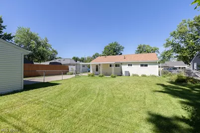 520 Ironwood Court, Elyria, OH 44035 - Photo 40