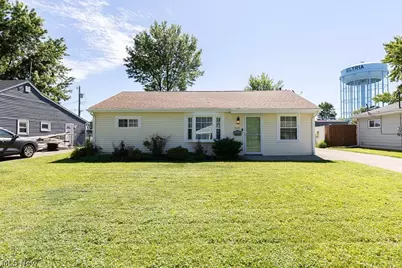 520 Ironwood Court, Elyria, OH 44035 - Photo 1