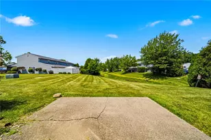 6824 Beacon Dr, Mentor, OH 44060 - Photo 40