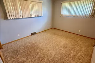 521 Collins Ave, Austintown, OH 44515 - Photo 12
