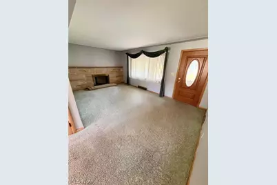 521 Collins Avenue, Austintown, OH 44515 - Photo 2