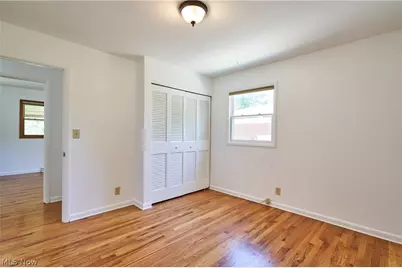 1056 Endicott Drive, Akron, OH 44313 - Photo 10