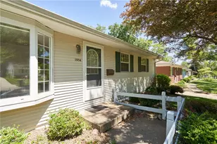 1056 Endicott Dr, Akron, OH 44313 - Photo 26