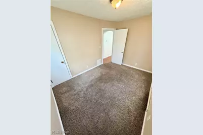 26 Meadowbrook Avenue, Boardman, OH 44512 - Photo 6