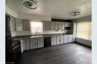 1403 Faulk Avenue, East Liverpool, OH 43920 - Photo 8