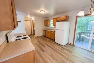 1004 Bellows St, Akron, OH 44311 - Photo 2