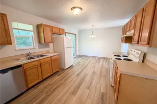 1004 Bellows St, Akron, OH 44311 - Photo 14