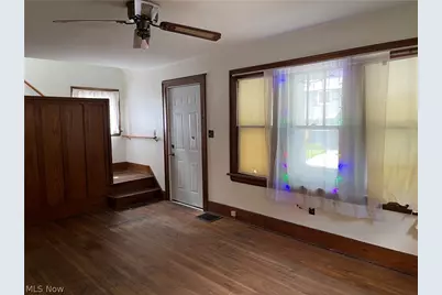 142 Emerling Avenue, Akron, OH 44301 - Photo 2