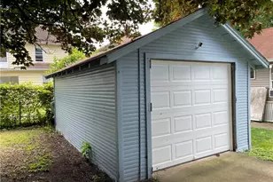 142 Emerling Ave, Akron, OH 44301 - Photo 10