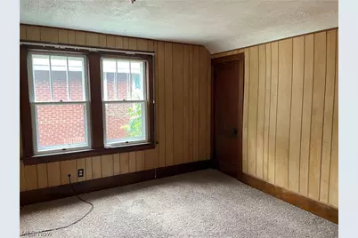 142 Emerling Avenue, Akron, OH 44301 - Photo 6