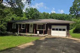 3036 Meadow Rd, Cambridge, OH 43725 - Photo 2