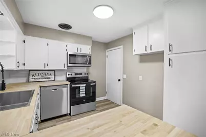 237 9th Street NW, North Canton, OH 44720 - Photo 18