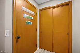 237 9th St NW, North Canton, OH 44720 - Photo 6