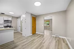 237 9th St NW, North Canton, OH 44720 - Photo 14