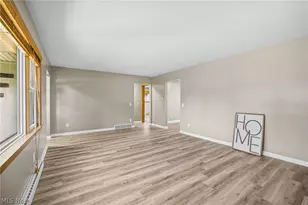 237 9th St NW, North Canton, OH 44720 - Photo 10
