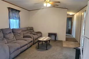 211 Broughton Ave, Marietta, OH 45750 - Photo 4
