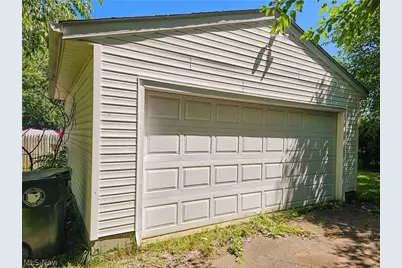 1023 Dueber Avenue SW, Canton, OH 44706 - Photo 6