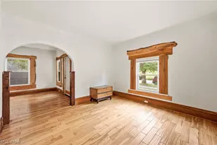 6914 Wakefield Ave, Loveland, OH 44102 - Photo 4